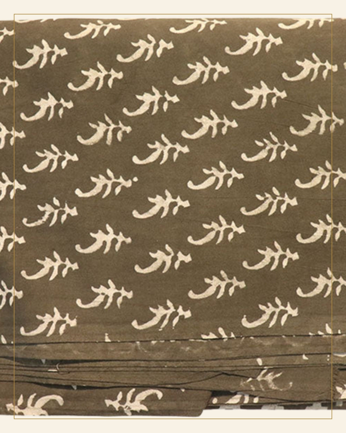 Dhuan Dabu Print Cotton Dress Material — Saptadhārā detail