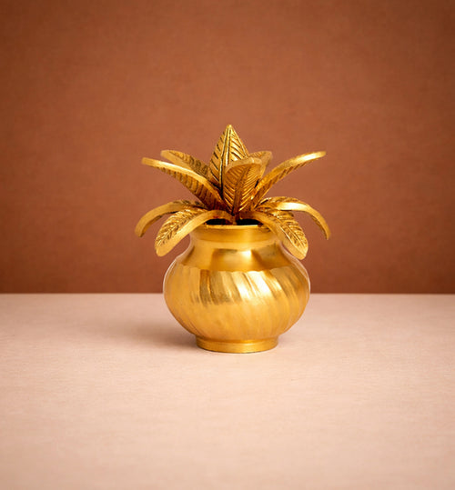 Handcrafted Brass Kalash with Betel Leaf Lid – Gold Finish