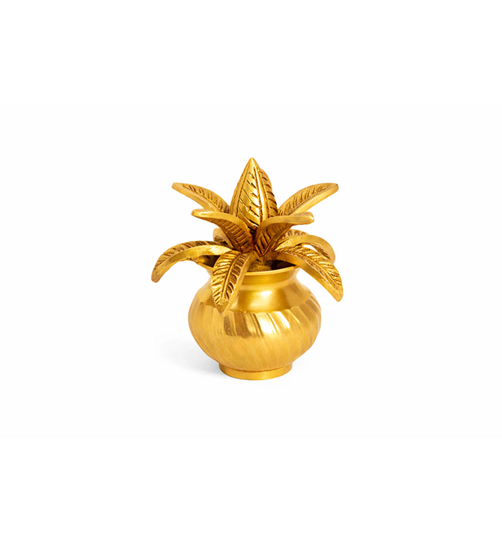 Handcrafted Brass Kalash with Betel Leaf Lid – Gold Finish