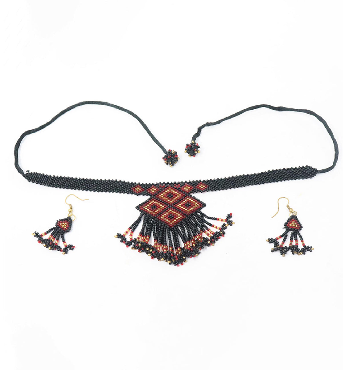 Handcrafted Beaded Choker Necklace Set with Medium Size Pendant
