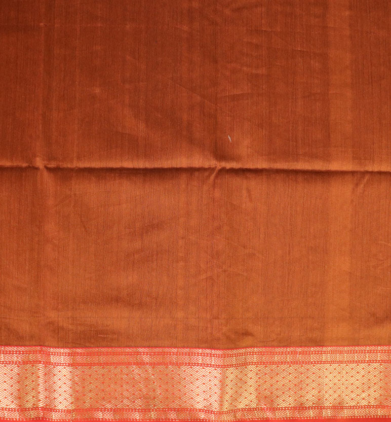 Traditional Handloom Maheshwari Silk-Blend Saree