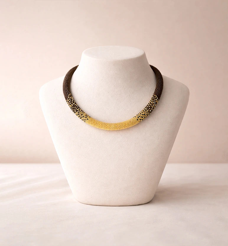 Handcrafted Beaded Hasli Necklace – Traditional Tribal Jewelry