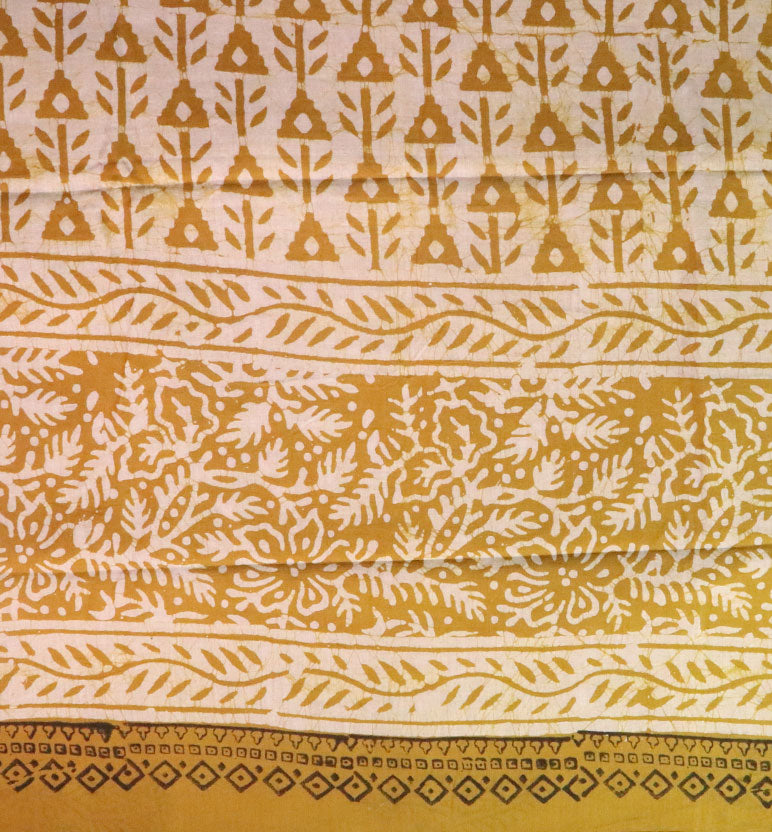 Handcrafted Batik Print Cotton Saree with Blouse Piece