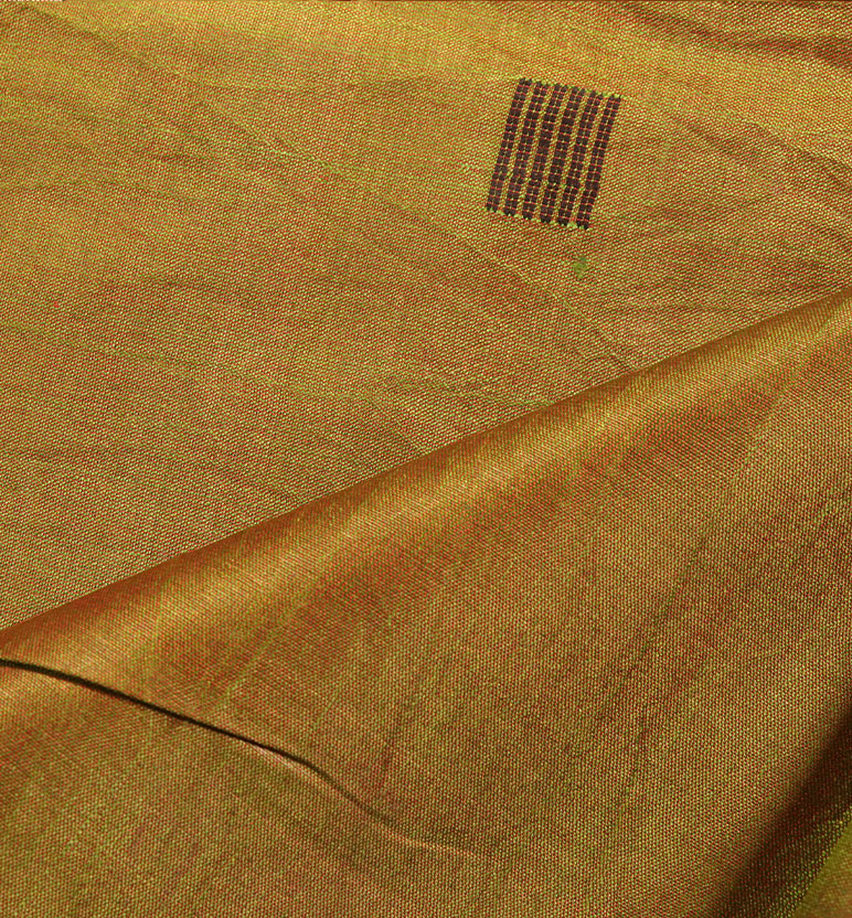 Traditional Handloom Maheshwari Silk-Blend Saree